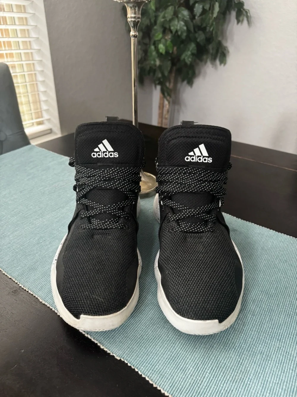 Adidas D Rose 773 2020 basketball shoes size 10